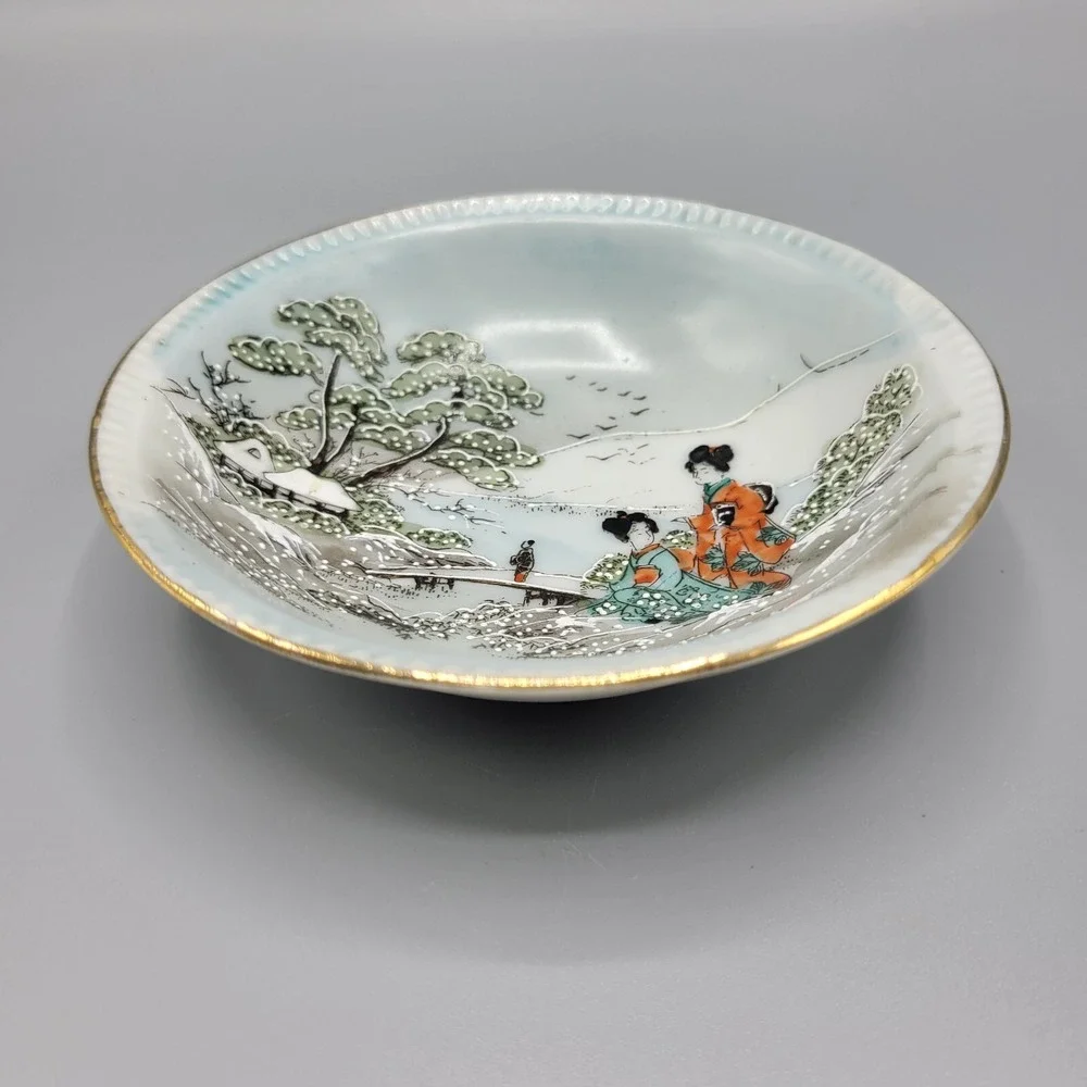 Vtg Japan Small Bowls Geisha Women Handpainted Birds Bridge Beautiful Lot of 4